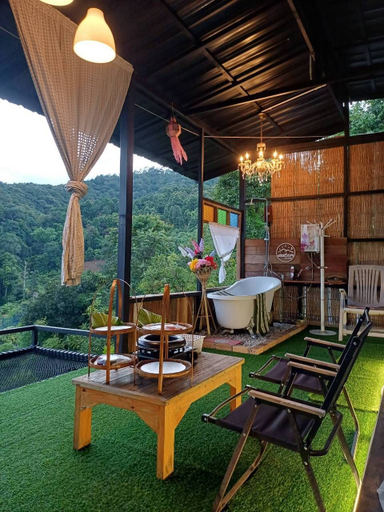 Exterior, Monsamreudu, Mae Rim