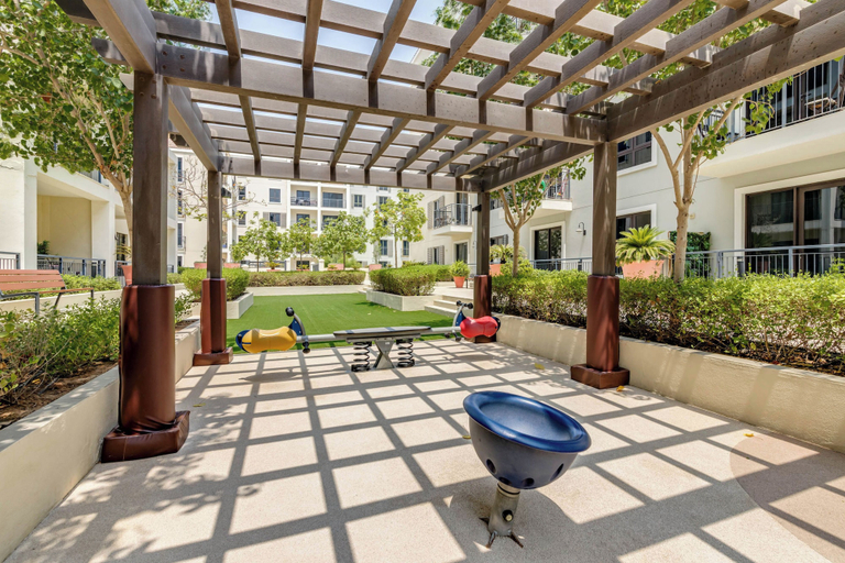 Property grounds 4, GlobalStay La Cote 5 near Private Beach, Dubai
