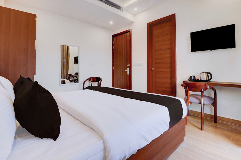 Room 5, Super Townhouse Oak FRI Dehradun, Dehradun