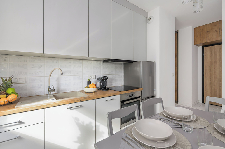 Private kitchen 5, Lumina 2-room Apart near Skaryszewski, Warsaw