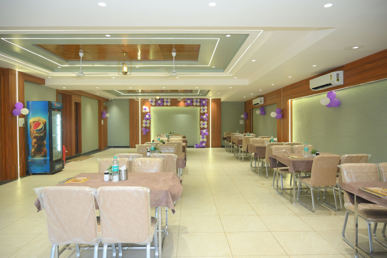 Restaurant 2, SHREE LEELA HOTEL AND RESTAURANT, Ujjain