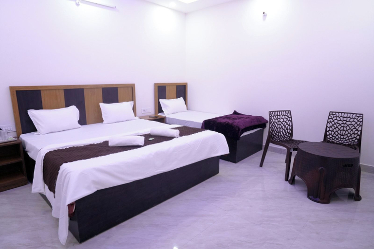 Room 3, Shreeji Imperial, Mathura