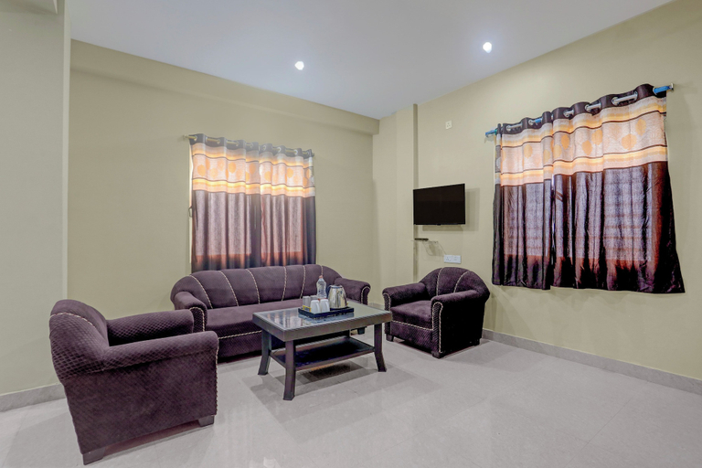 Living area, Super Hotel O New Marine Drive Puri, Puri