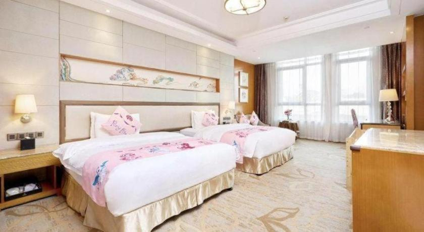 Bedroom 3, Mingdu Ziwei Garden Hotel, Changzhou