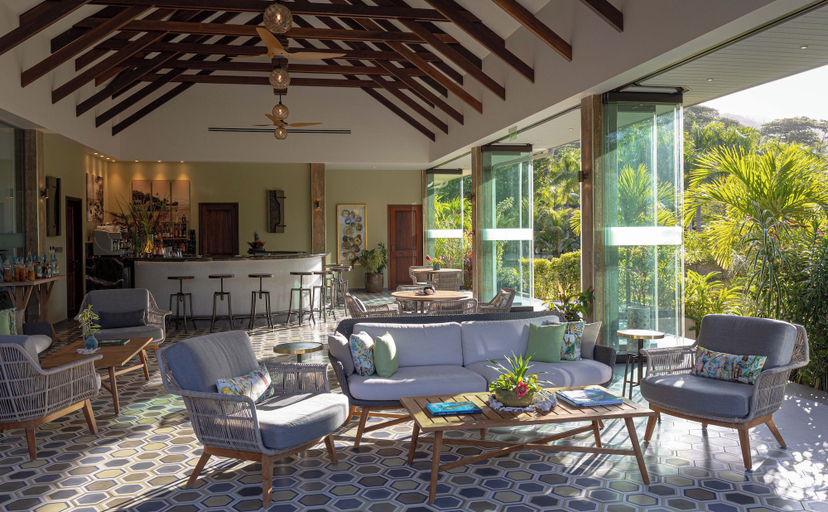 Bar (on property) 4, La Cigale Estate