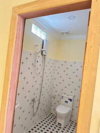 Bathroom 3, 7 Makara Bungalow Koh Rong, Sihanoukville