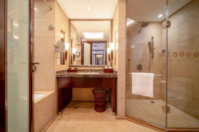 Bathroom 5, Landison Plaza Hotel Wuxi, Wuxi