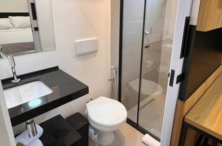 Bathroom 2, Ex Hotel Baus, Mineiros