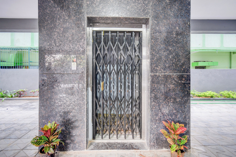 Exterior detail, Super Townhouse Nagaram Lake Hyderabad, Ranga Reddy