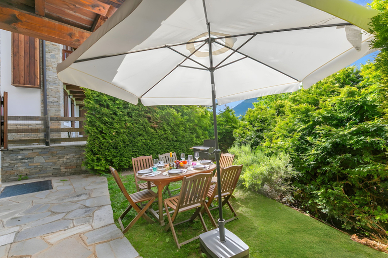 Outdoor dining 3, Appartamento Fior di Roccia, Torino