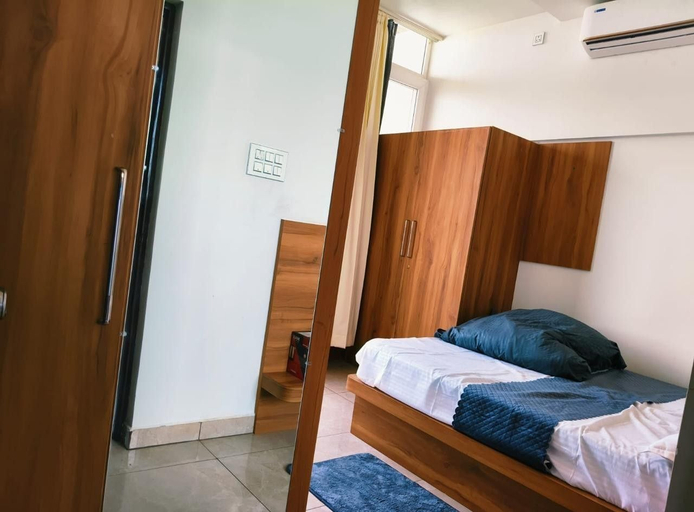 Room 4, Spoorthi Premium Suites, Mysore