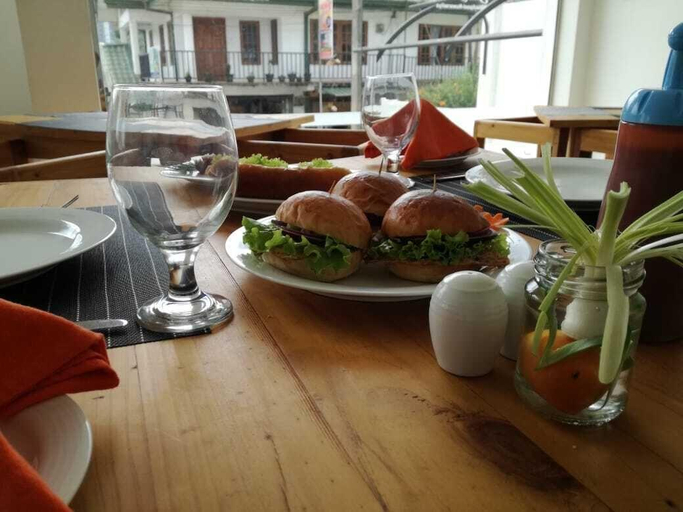 Food & Drinks 5, Yensfield Blackpool, Nuwara Eliya