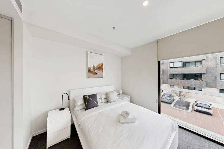 Room 3, Executive 2-bed Apartment Near Kingston Hub, Canberra