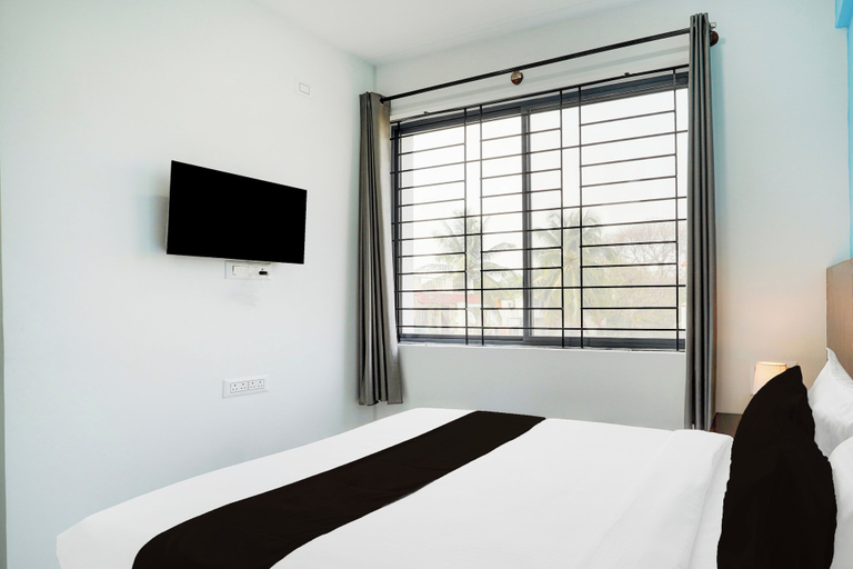Room 2, Townhouse Jeevan Bima Nagar Indranagar, Bangalore