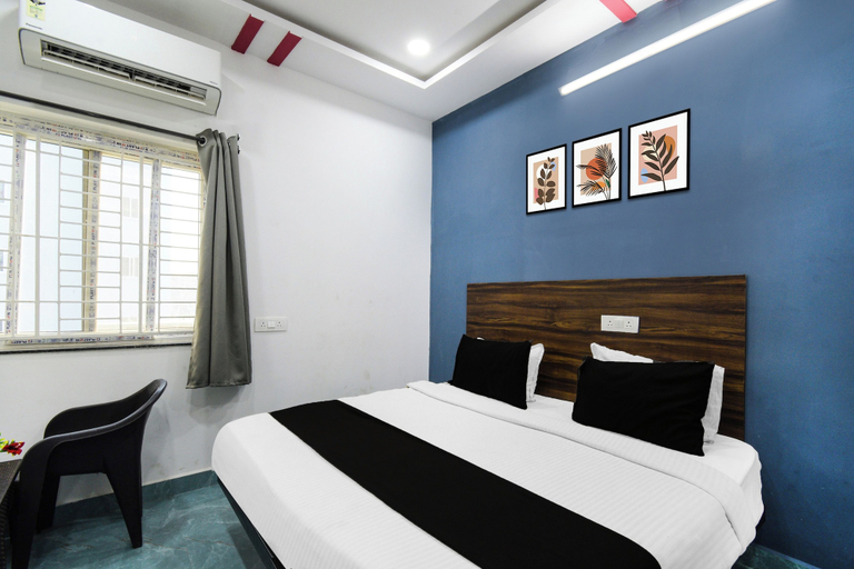 Room 3, Super Townhouse Hitech City, Hyderabad