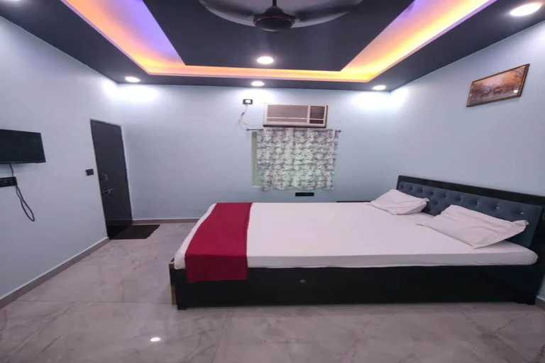 Room 3, FabHotel Karan Residency, Delhi