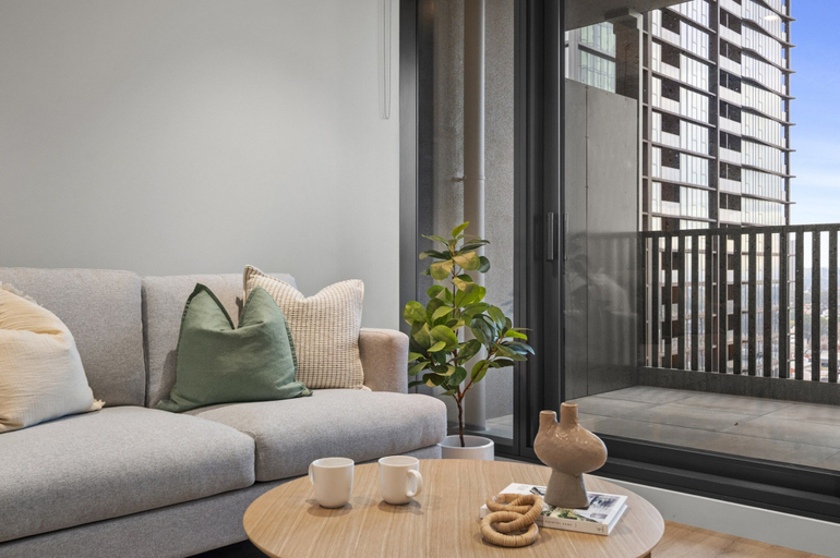 Living room 4, Elevated 1-bed Apartment Near Melbourne CBD, Melbourne