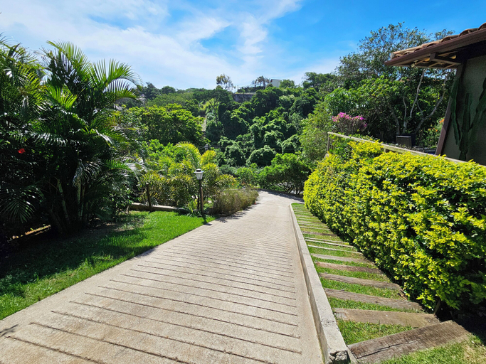Interior entrance 5, Casa com piscina e jardim em Joao F., Armação dos Búzios