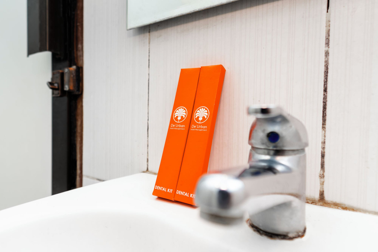 Bathroom, Hotel Urban Al Ashri, Yogyakarta
