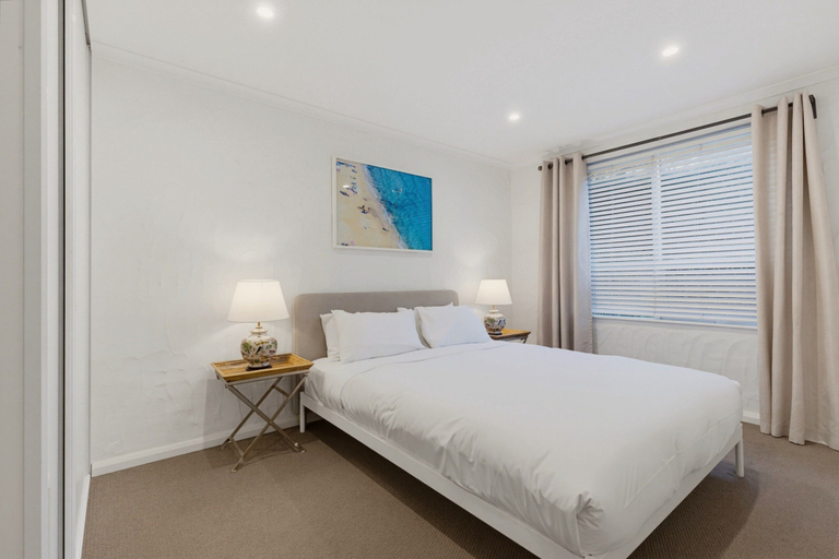 Room 4, Sea Blue Retreat 2-bed Unit in Glenelg North, Adelaide