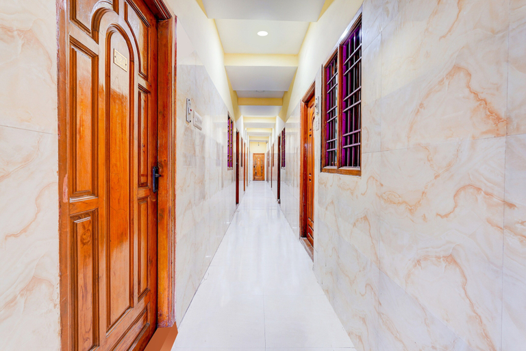 Interior 2, Hotel O Manali Crossway Chennai, Thiruvallur