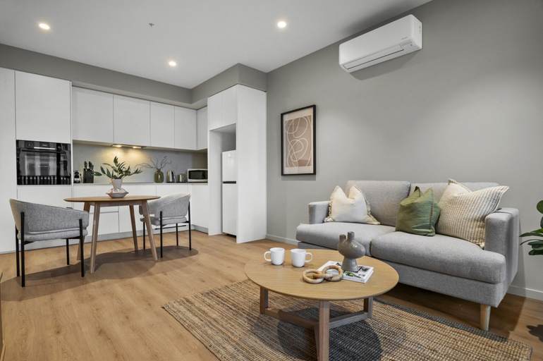 Primary image, Elevated 1-bed Apartment Near Melbourne CBD, Melbourne