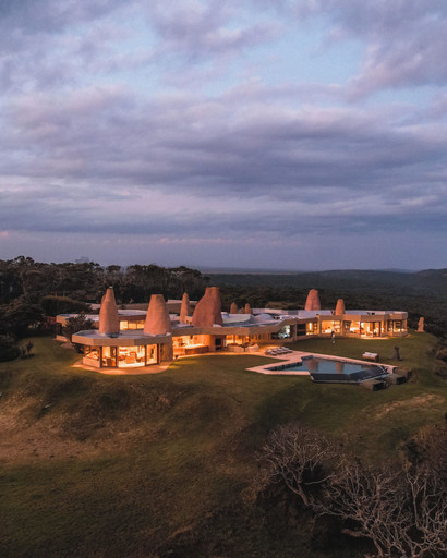 Exterior & Views 2, Sandcastle, Amathole