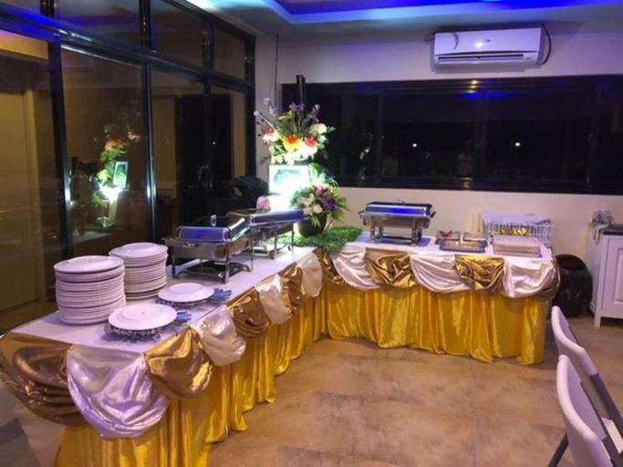 Food & Drinks 4, Godo's Plaza Hotel and Restaurant, Culasi