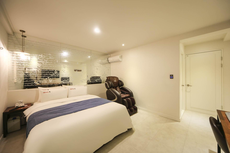 Bedroom 2, Daejeon Yuseong One, Yuseong