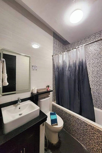 Bathroom 5, Jo Carter's Hotel & Suites Angeles City, Angeles City