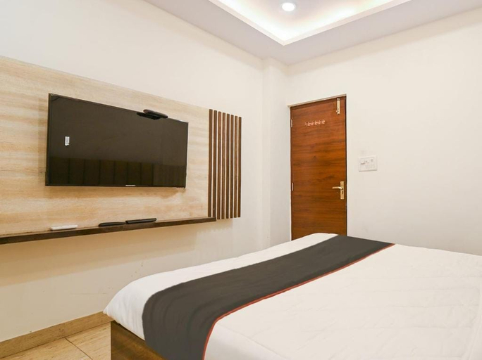 Bedroom 1, Hotel Millenium, Lucknow