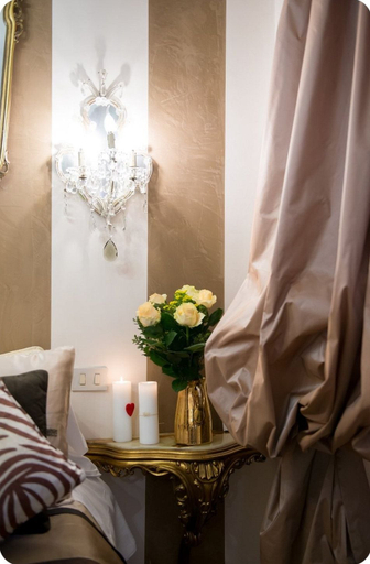 Room 4, Bibi Boutique, Arezzo