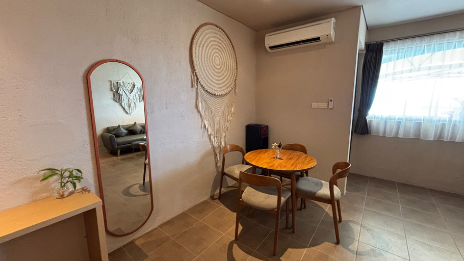 Dining room, Pink Beach Coliving, West Manggarai