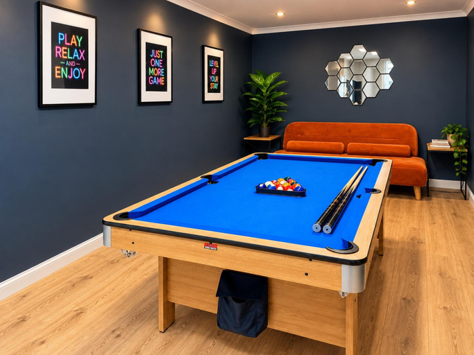 Game room 5, 4-bed - Sleeps 8 - Games Room & Free Parking, Northamptonshire