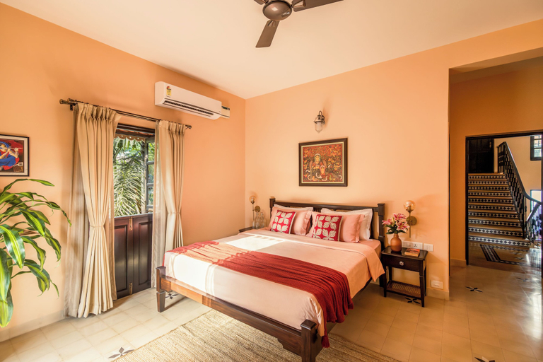 Room 4, Galeria Portuguese style 4bhk Pvt Pool, North Goa