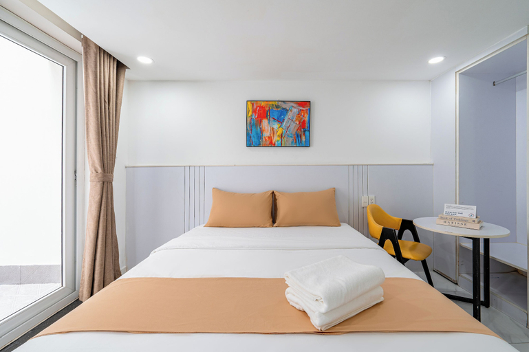 Room 3, Cozrum Homes - The Ivory House, District 7