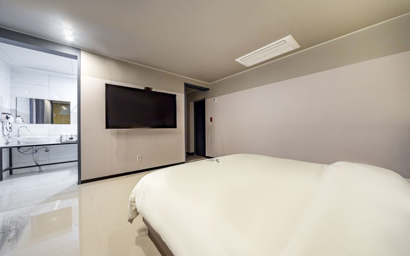 Room 3, Aria Business Hotel, Pohang