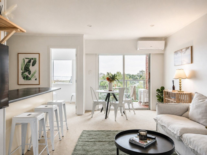 Living area 5, Sage & Sea by Homello, Waitakere