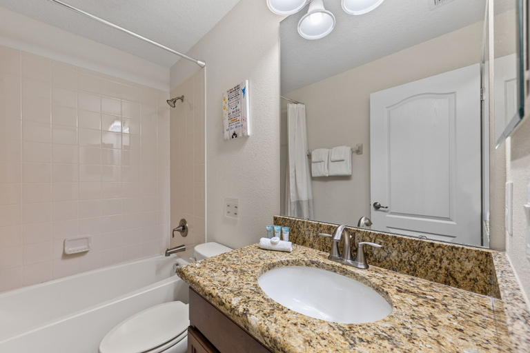 Bathroom 3, 1422 Wexford way, Osceola