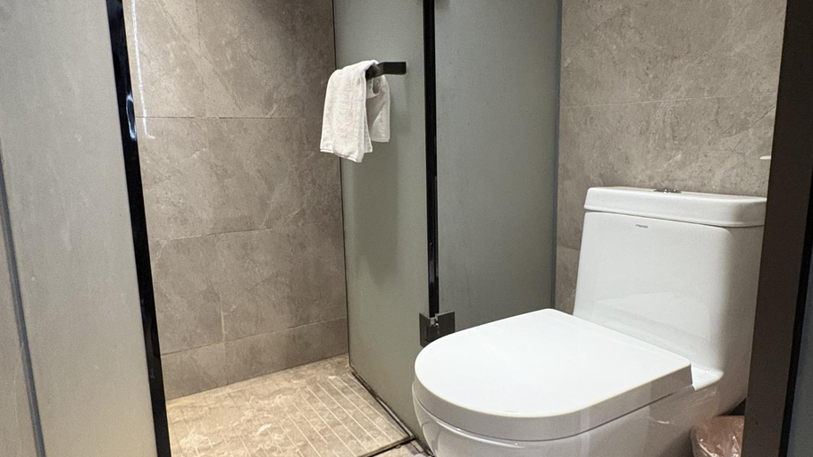 Bathroom 3, Echarm Hotel Guangzhou Tiyu West Raod Metro Station, Guangzhou