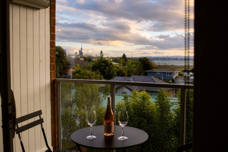 Outdoor dining 3, Sage & Sea by Homello, Waitakere