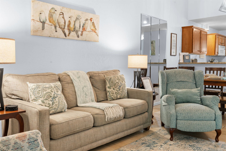 Living area 5, Serenity by the Lake - 3BR Home, Taney