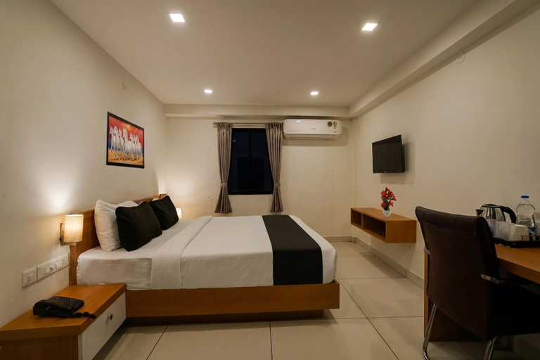Bedroom 4, Townhouse Krishnagiri Formerly Vijay Inn, Krishnagiri