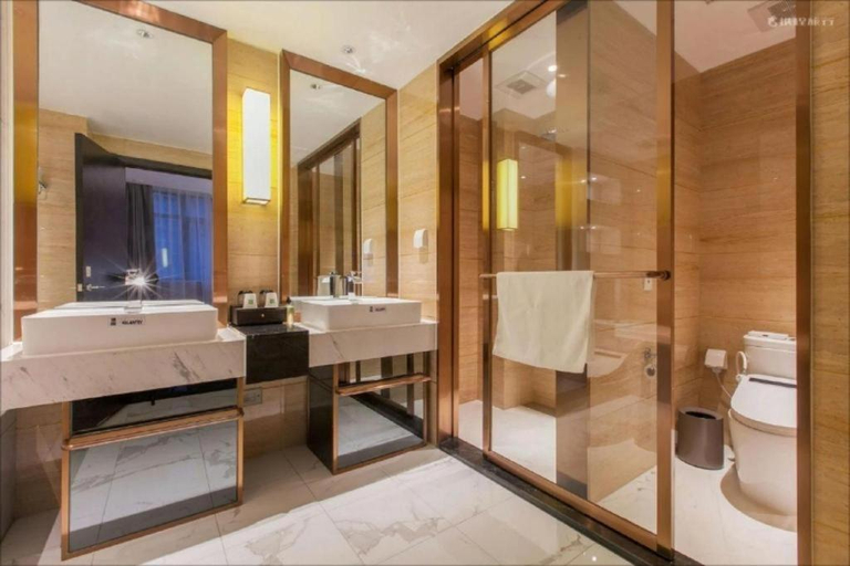 Bathroom 4, ibis Styles Wuhan Optics Valley Square Hotel, Wuhan