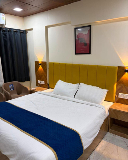 Room 2, Hotel 7 Haven, Mumbai Suburban