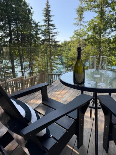 Outdoor dining 3, Dock 124 - Adults Only - Waterfront B&B, Lake Hurron