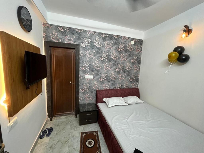 Room 2, Shree Shyam Guest House, Darjiling