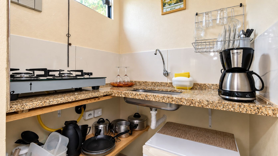 Private kitchenette, Pousada Jardim Real, Nova Friburgo