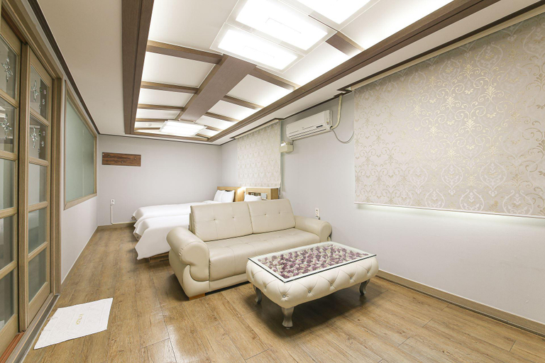 Bedroom 3, Gwangyang Raon Hotel, Gwangyang