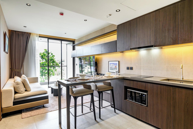 Interior 2, Beachfront 1BDR Condo (PE24), Sattahip